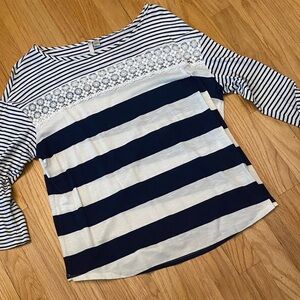 Lauren Conrad shirt size L